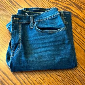 Goodfellow flex - Size 34/32 slim jeans.